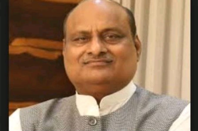 मंत्री जयसिंह अग्रवाल