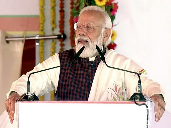 मोदी 01